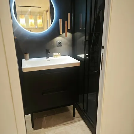 T2 Renove, Parc De La Tete D'or, 6 *