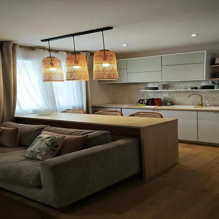 T2 Renove, Parc De La Tete D'or, 6 *